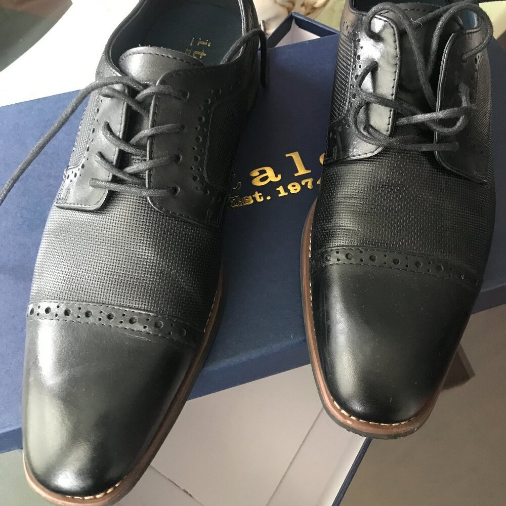 Mans shoes . By Italo. Size 7.